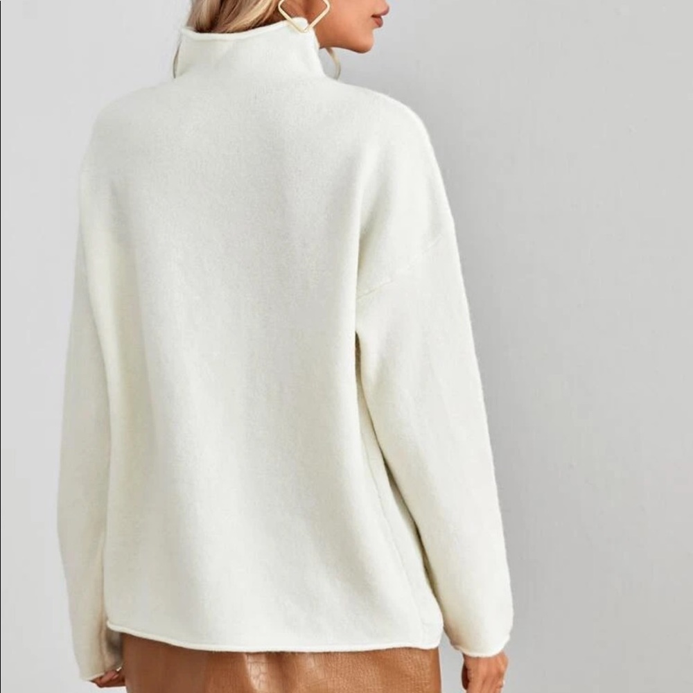 Mockneck knit sweater raw hem cream - Picture 2 of 9